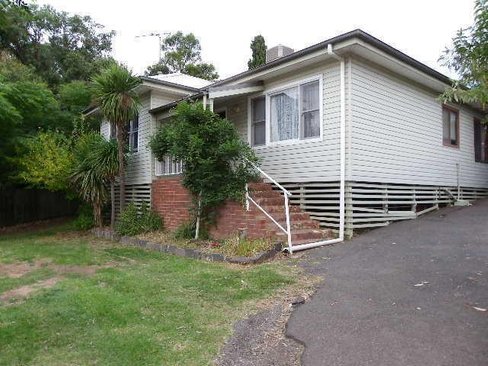 63 Thunder Street, NORTH BENDIGO VIC 3550