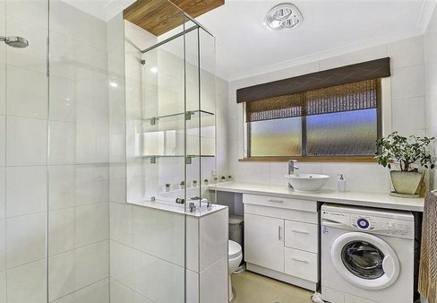 6/31 Frank Street, LABRADOR QLD 4215