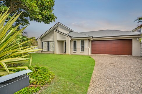 634 Casuarina Way, CASUARINA NSW 2487