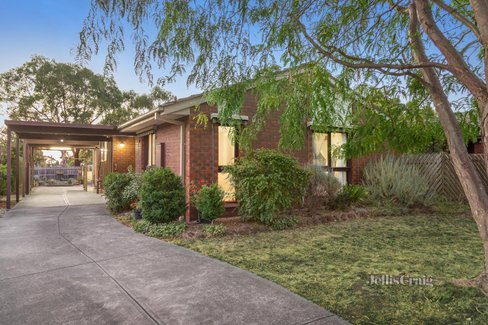 64 Crow Street Burwood East 3151