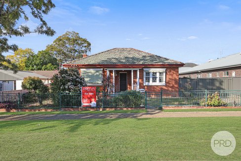 64 Denison Street, TAMWORTH