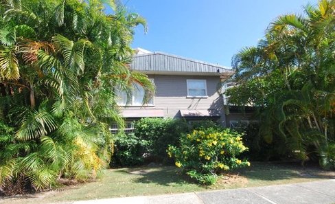 6/4 First Avenue, BURLEIGH HEADS QLD 4220