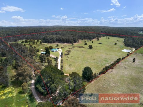 64 Kelly Lane, SNAKE VALLEY VIC 3351