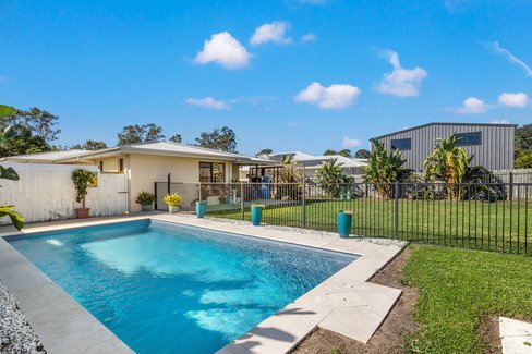 64 Macarthur Drive, CANNONVALE QLD 4802