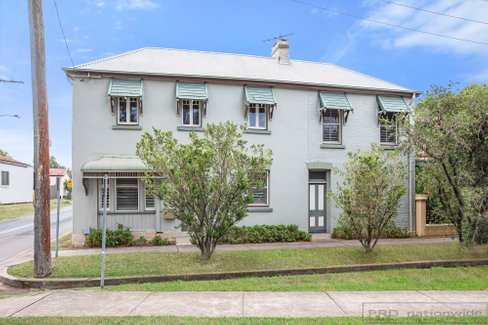 64 Newcastle Street, EAST MAITLAND NSW 2323