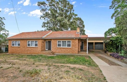 64 Roderick Street, TAMWORTH NSW 2340