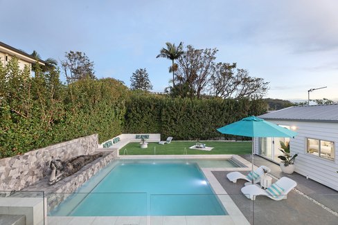 64 Tabilban Street, Burleigh Heads QLD 4220
