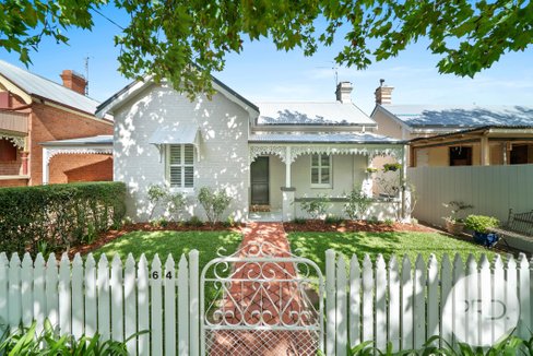 64 Trail Street, WAGGA WAGGA NSW 2650