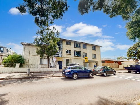 6/44 Ascot Vale Road  Flemington 3031