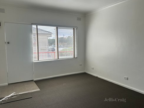 6/44 Dundas Street Thornbury 3071