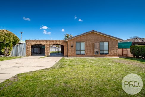 65 Dunn Avenue, FOREST HILL NSW 2651