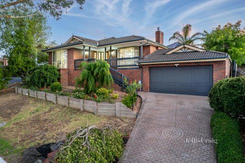 65 Lakeview Drive Lilydale 3140