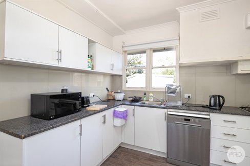 65 Marigold Street, WENDOUREE VIC 3355