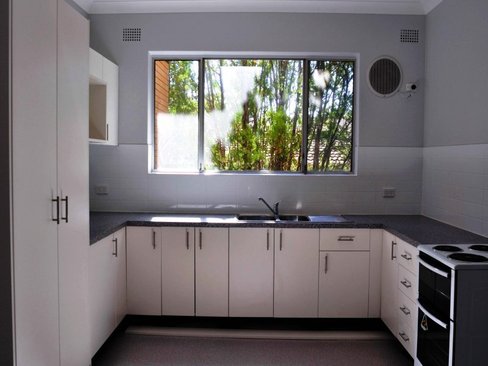 6/50-52 St Georges Parade, HURSTVILLE NSW 2220