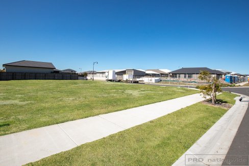 66 Arrowtail Street, CHISHOLM NSW 2322