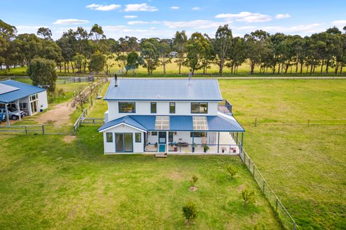 66 Jones Road, Eagle Point