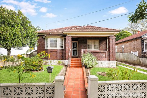 66 Permanent Avenue, EARLWOOD NSW 2206