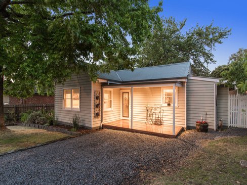 661 Mount Dandenong Road Kilsyth 3137