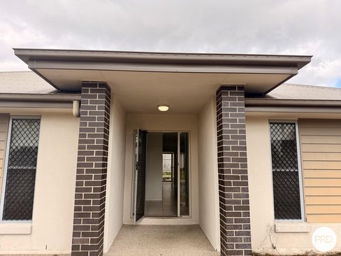 67 Caroval Drive, RURAL VIEW QLD 4740