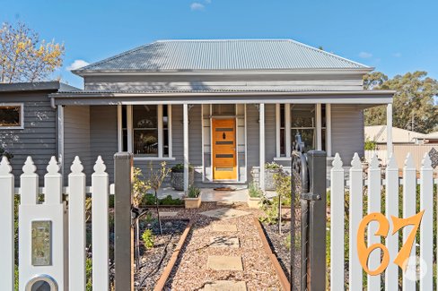 67 Mackenzie Street West, GOLDEN SQUARE VIC 3555