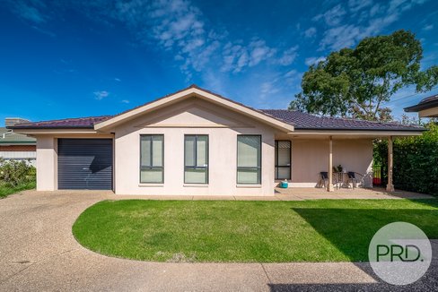 6/7 Nardoo Street, GLENFIELD PARK NSW 2650