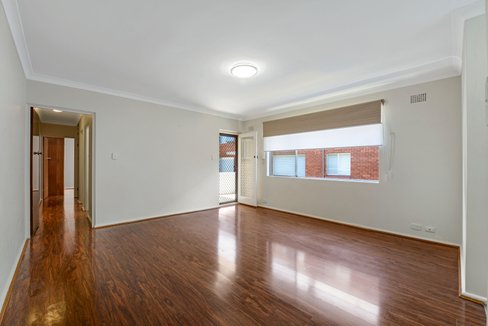 6/7 Parry Avenue, NARWEE NSW 2209
