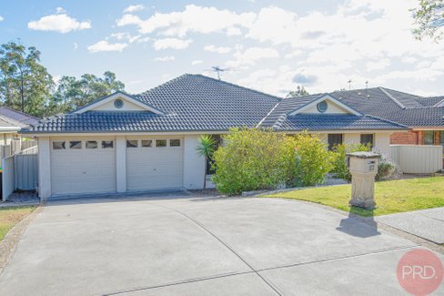 67 Worcester Drive, EAST MAITLAND NSW 2323
