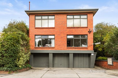 6 70A Wattle Road Hawthorn 3122