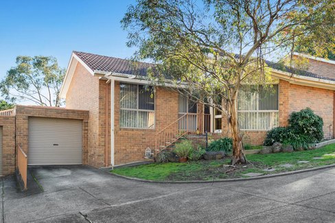 6/73 Nell Street Greensborough 3088