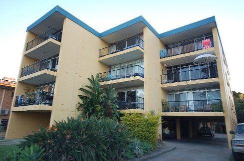 6/74 The Esplanade, BURLEIGH HEADS QLD 4220