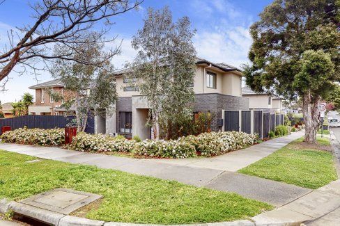 67A Kanooka Grove Clayton 3168