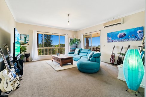 68 Warringa Drive, BILAMBIL HEIGHTS NSW 2486