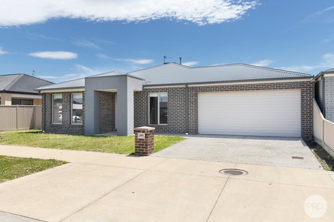 68 Willoby Drive, ALFREDTON VIC 3350