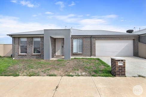 68 Willoby Drive, ALFREDTON VIC 3350