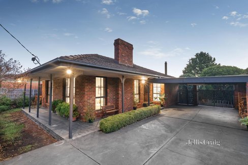 69 Country Club Drive Chirnside Park 3116