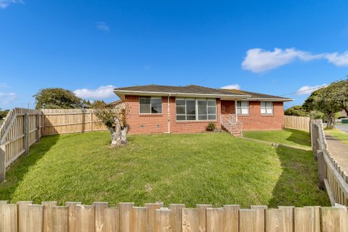69 Craddock Street North Geelong 3215