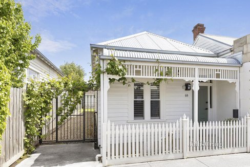 69 Elizabeth Street Geelong West 3218