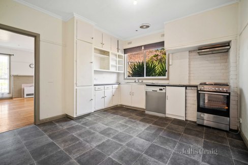 69 Marigold Street  Wendouree 3355