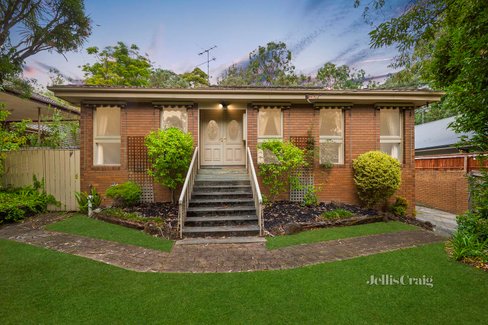 69 Melview Drive Ringwood North 3134