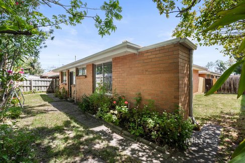 6 927A Centre Road Bentleigh East 3165