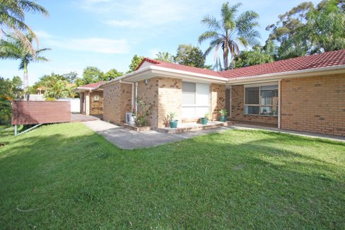 693 Ashmore Road, MOLENDINAR QLD 4214