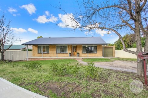 697 Wilkinson Street, GLENROY NSW 2640