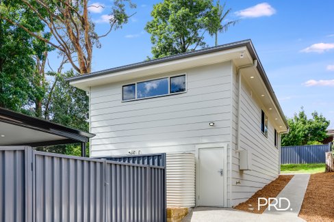 6A Nagle Ave, Springwood NSW 2777
