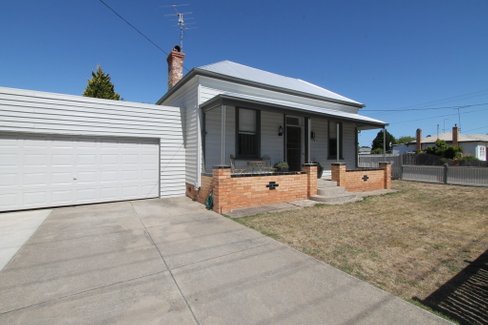 7 Adair Street, REDAN VIC 3350