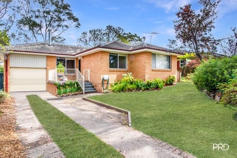 7 Anne Crescent, Blaxland NSW 2774