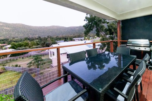 7 Armada Crescent, JUBILEE POCKET QLD 4802