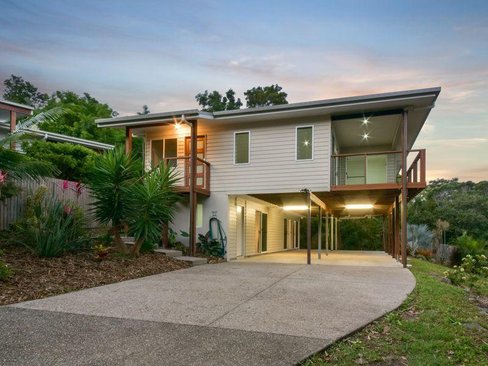 7 Armada Crescent, JUBILEE POCKET QLD 4802