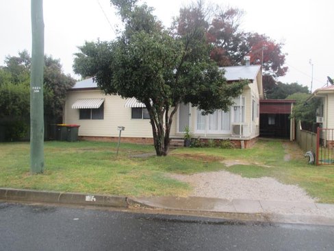 7 Bent Street, TAMWORTH NSW 2340