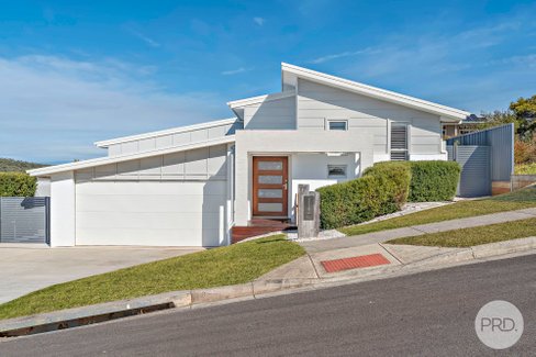 7 Burrugi Street, CORLETTE NSW 2315