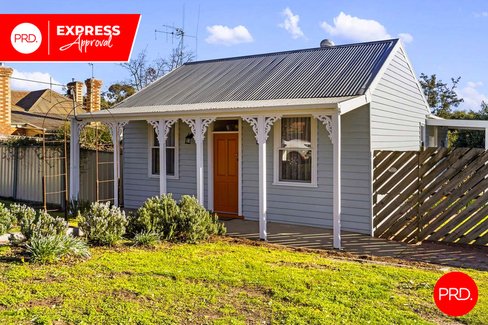 7 Casley Street, IRONBARK VIC 3550